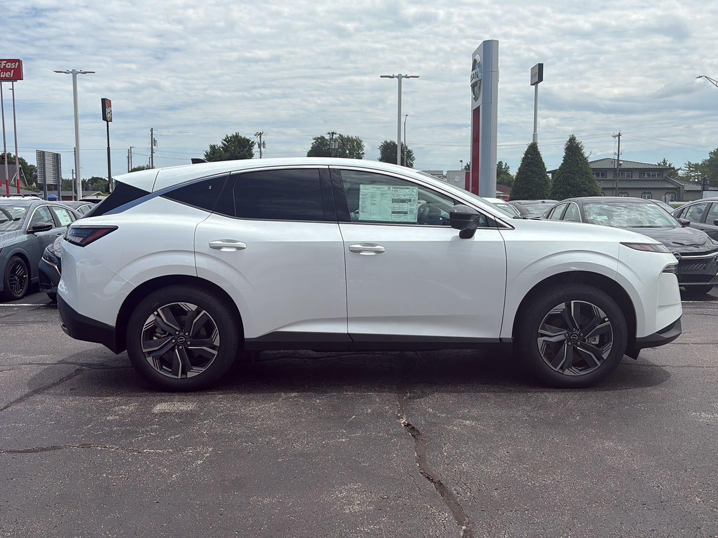 2026 Nissan Murano SL
