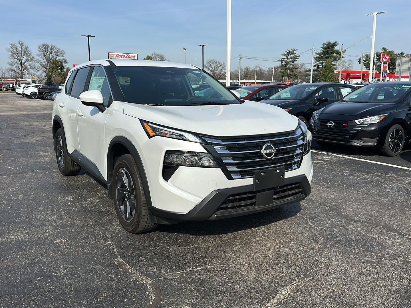 2026 Nissan Rogue SV