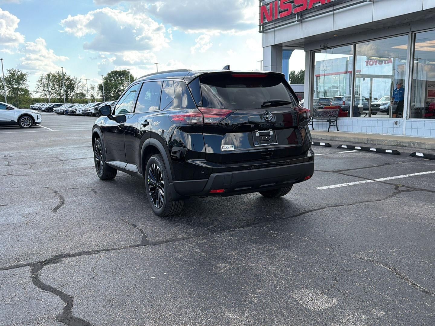 2026 Nissan Rogue Dark Armor