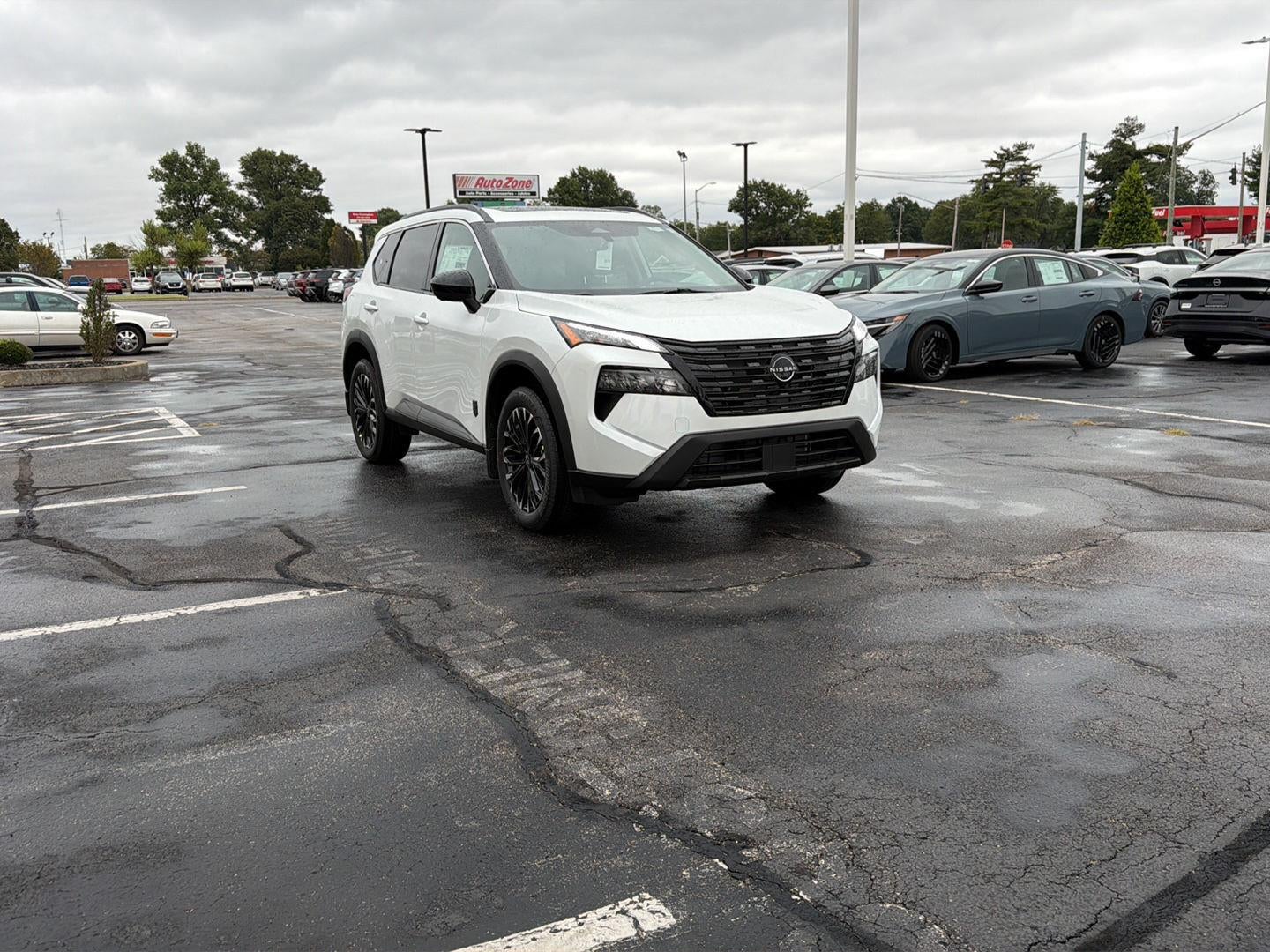 2026 Nissan Rogue Dark Armor