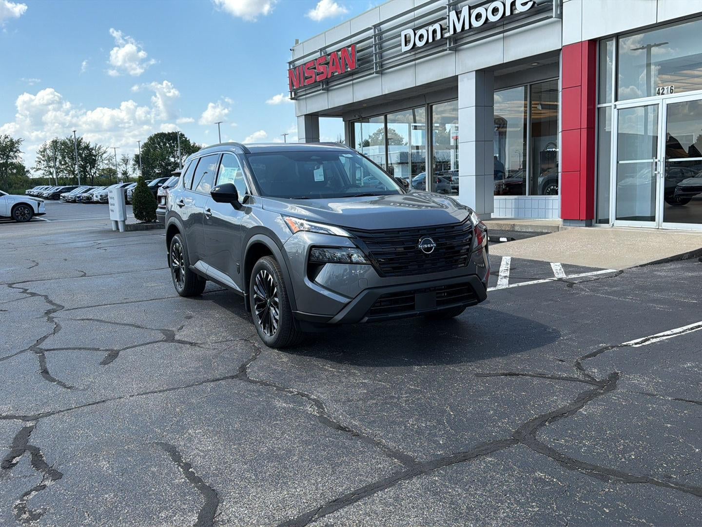 2026 Nissan Rogue Dark Armor