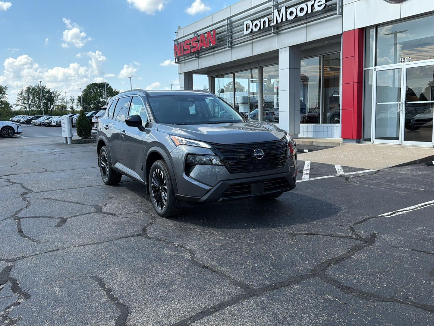 2026 Nissan Rogue Dark Armor