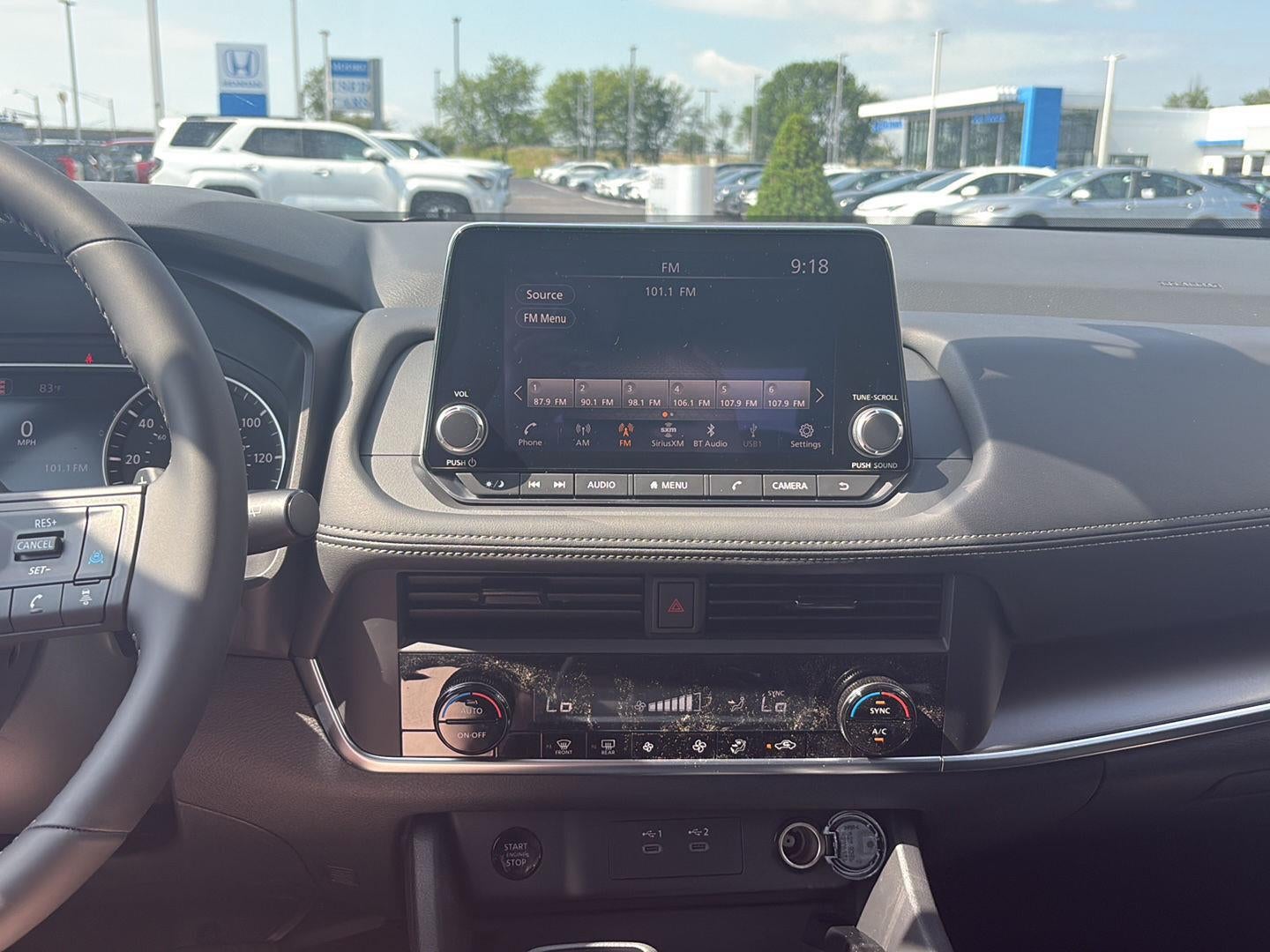 2026 Nissan Rogue SV
