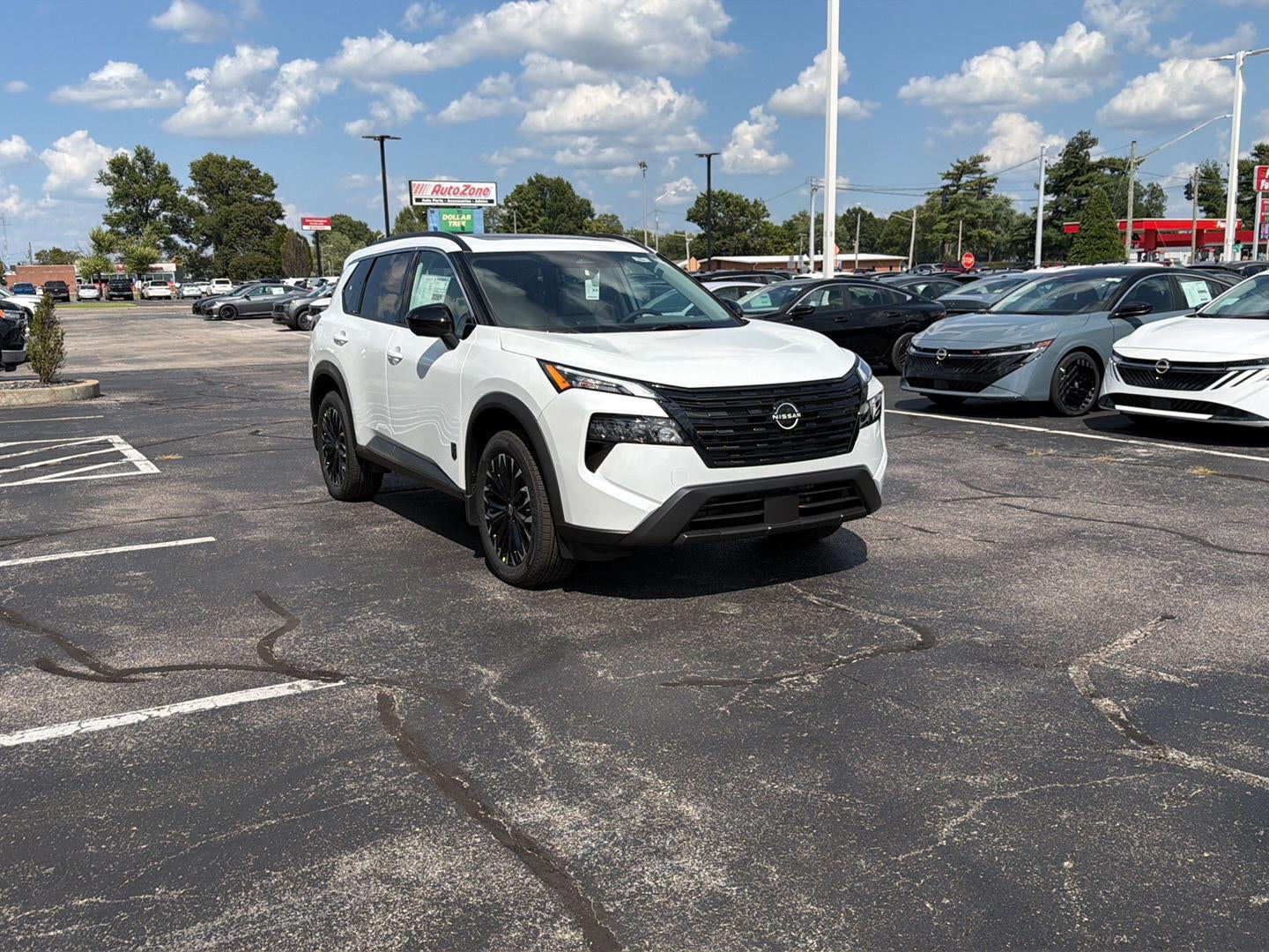 2026 Nissan Rogue Dark Armor
