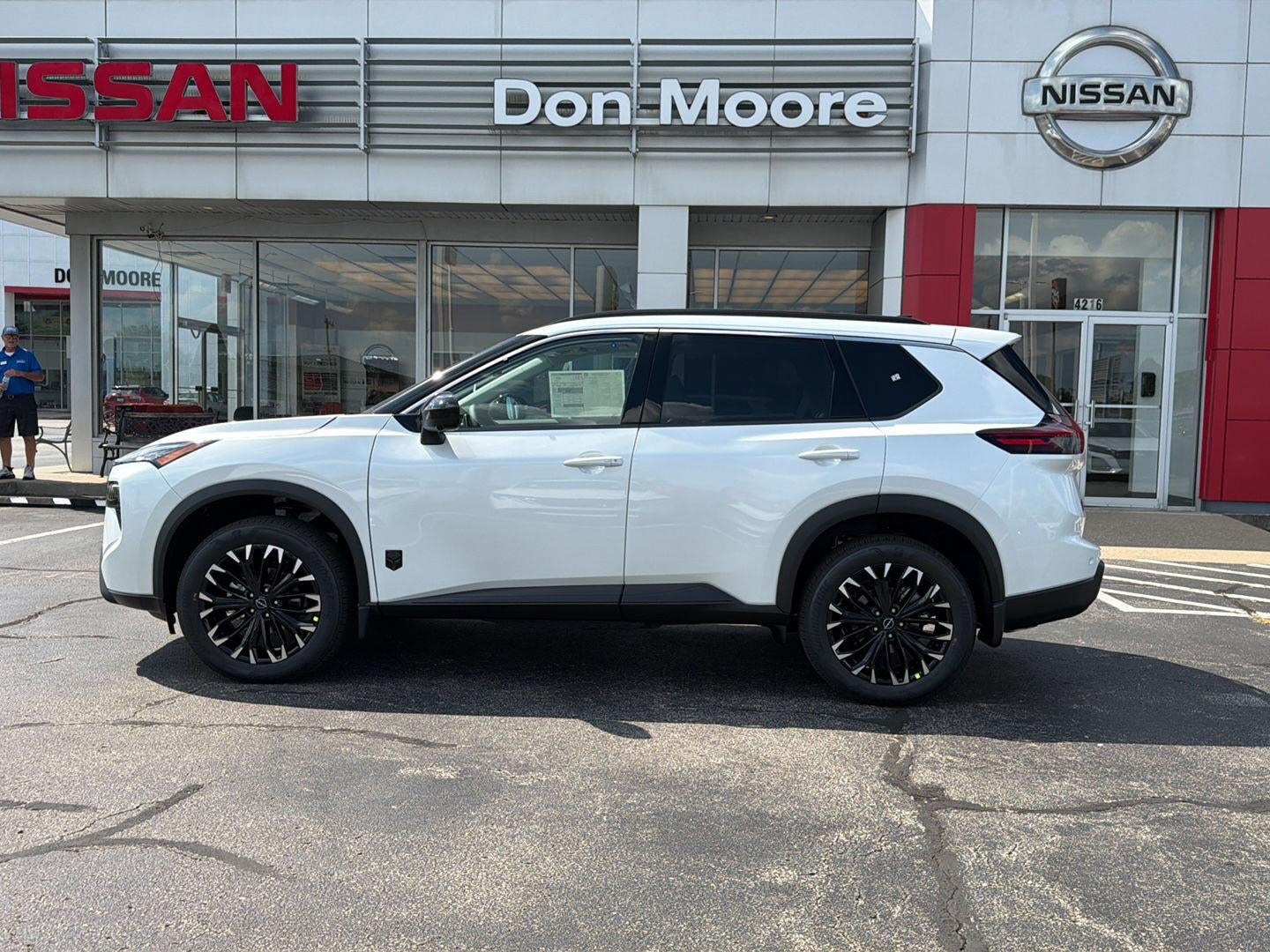 2026 Nissan Rogue Dark Armor
