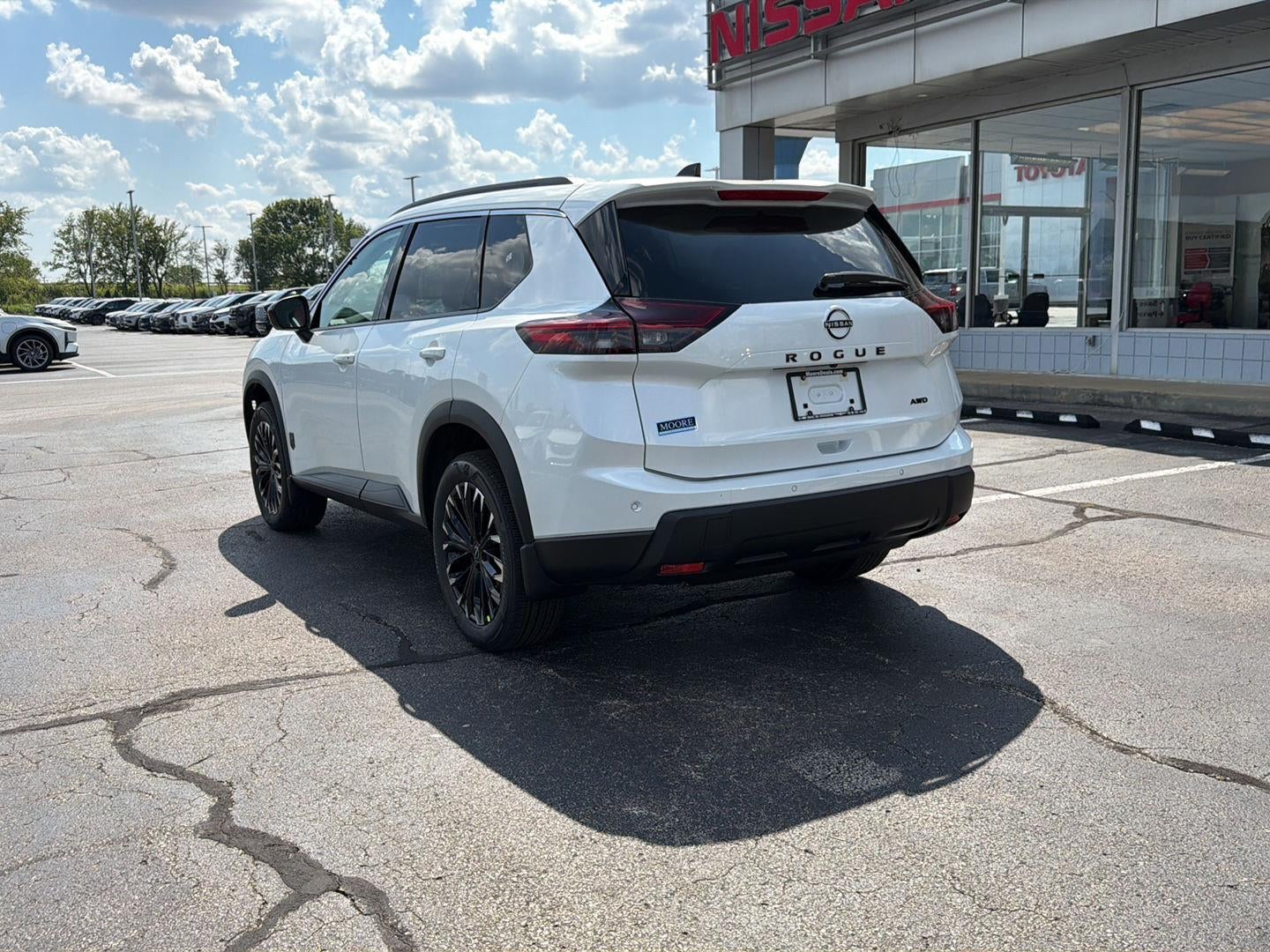 2026 Nissan Rogue Dark Armor