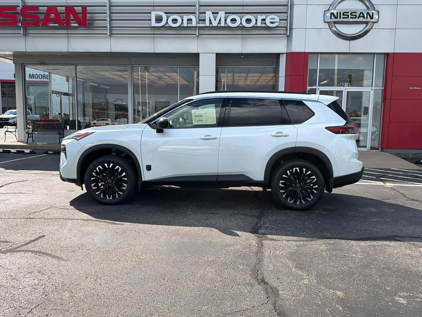 2026 Nissan Rogue Dark Armor