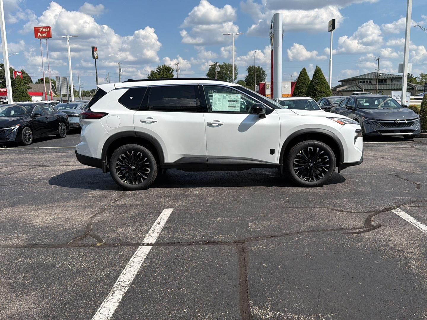 2026 Nissan Rogue Dark Armor