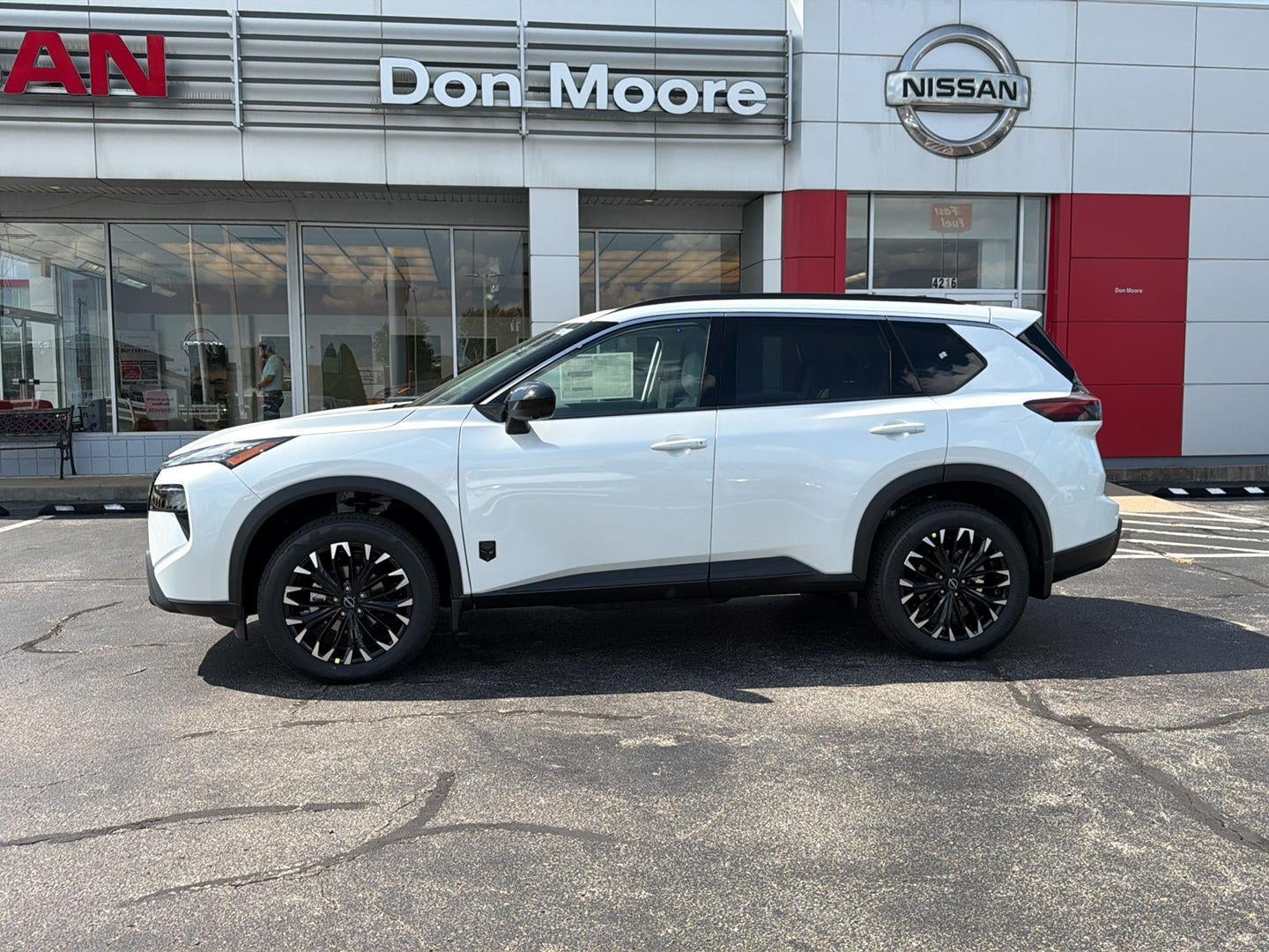 2026 Nissan Rogue Dark Armor