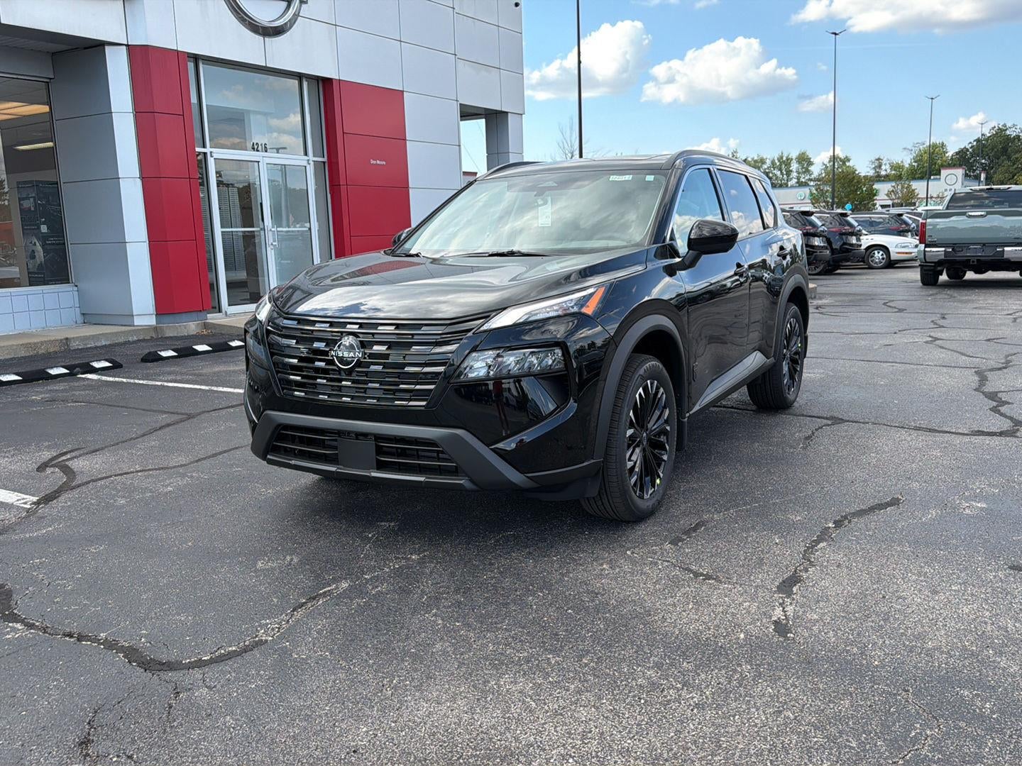 2026 Nissan Rogue Dark Armor