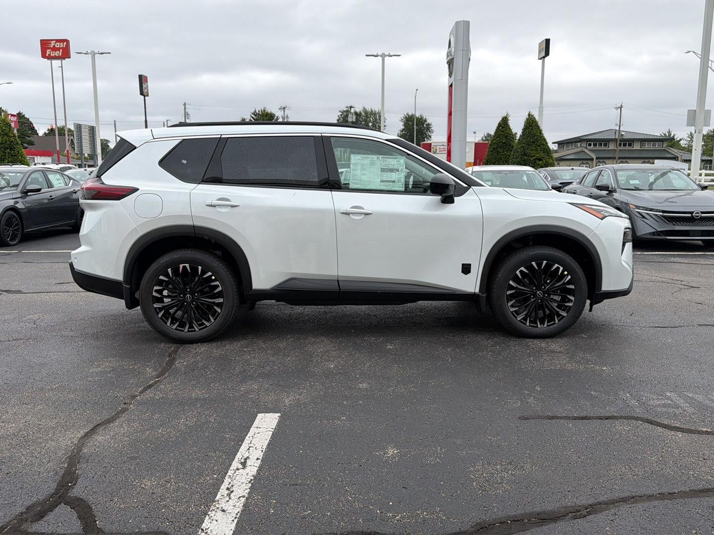 2026 Nissan Rogue Dark Armor