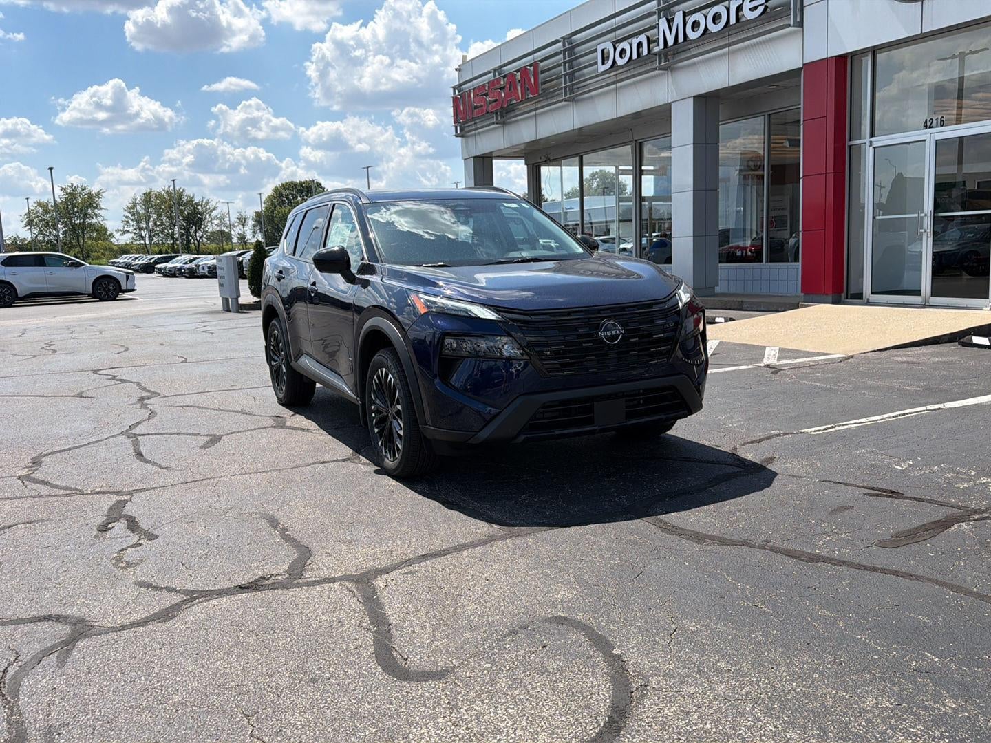 2026 Nissan Rogue Dark Armor