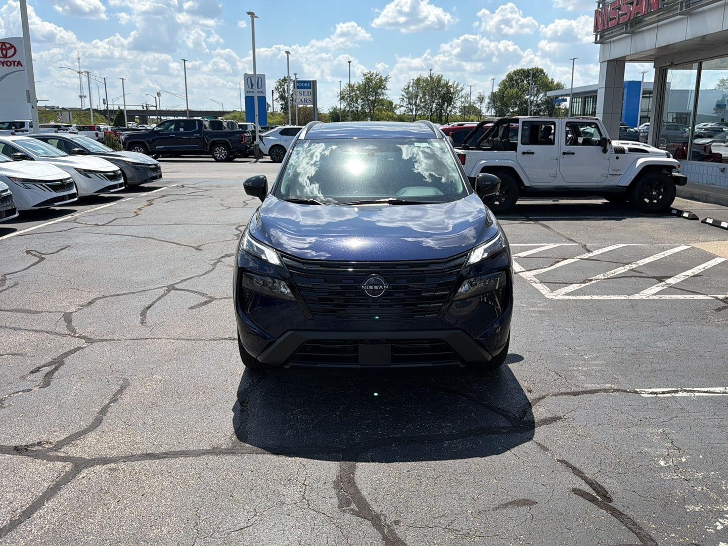 2026 Nissan Rogue Dark Armor