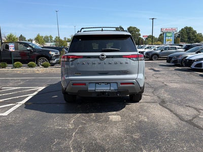 2026 Nissan Pathfinder Platinum