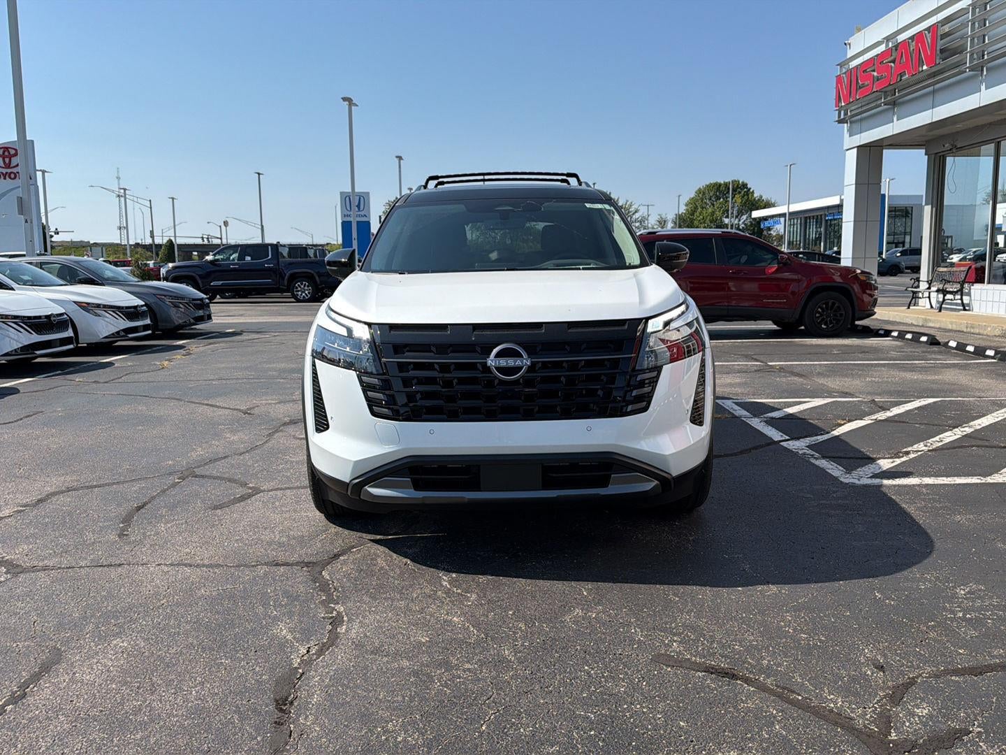 2026 Nissan Pathfinder Platinum