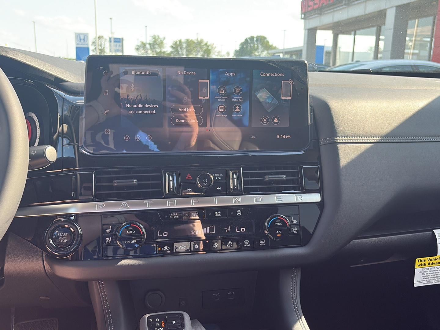 2026 Nissan Pathfinder Platinum