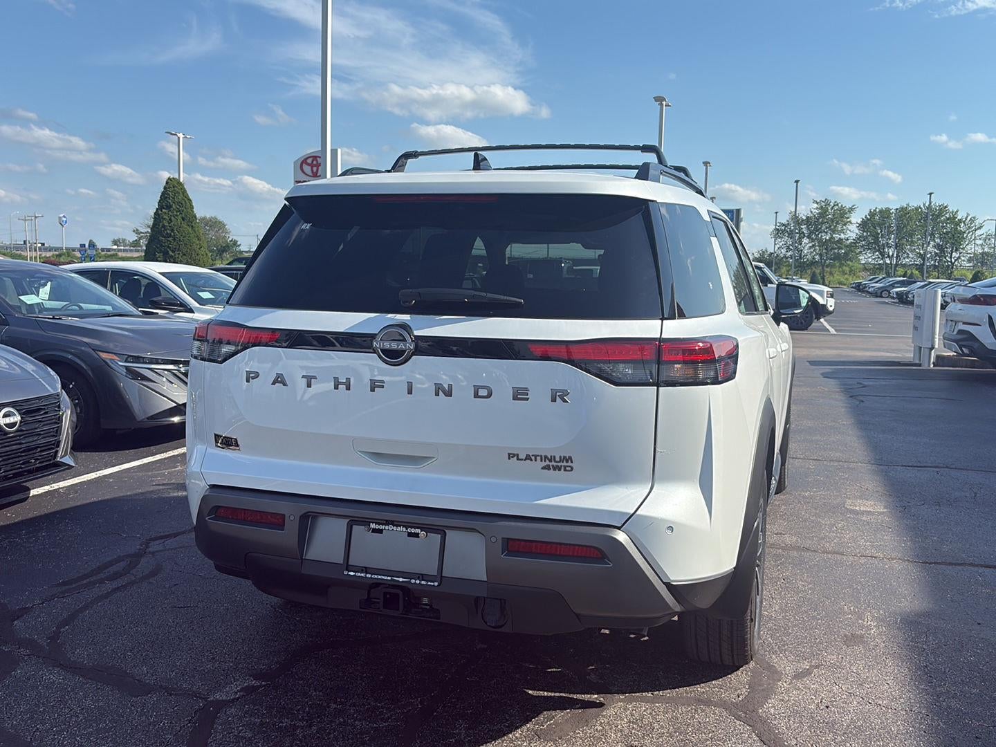 2026 Nissan Pathfinder Platinum
