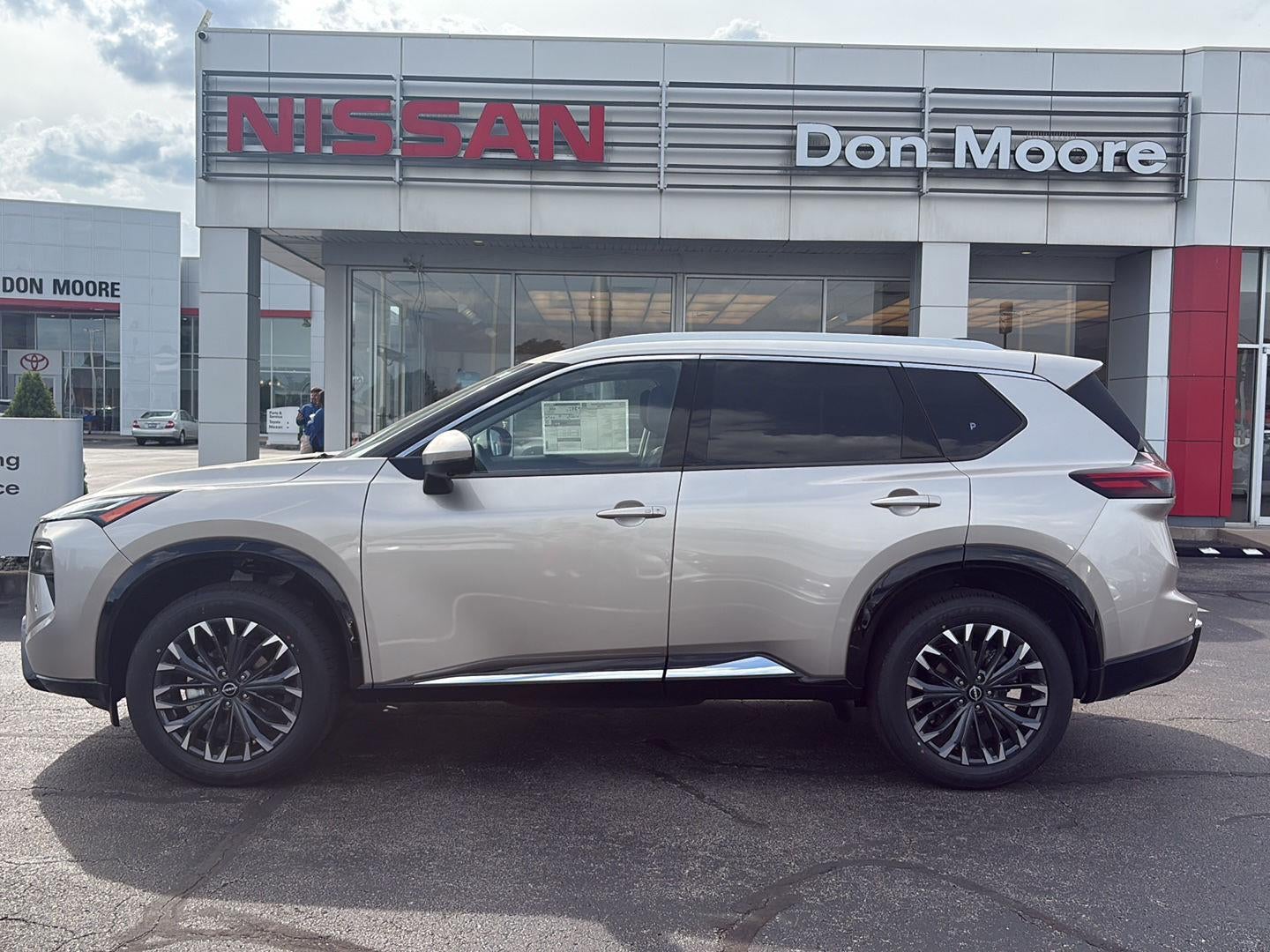 2026 Nissan Rogue Platinum