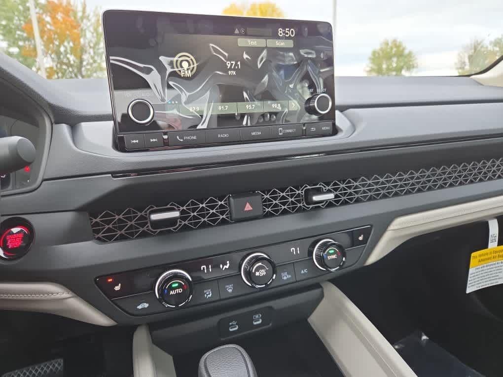 2025 Honda Accord Sedan SE