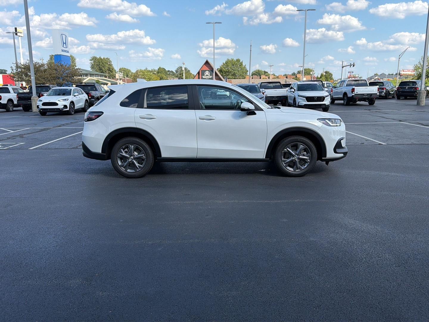 2027 Honda Hr-V LX AWD CVT
