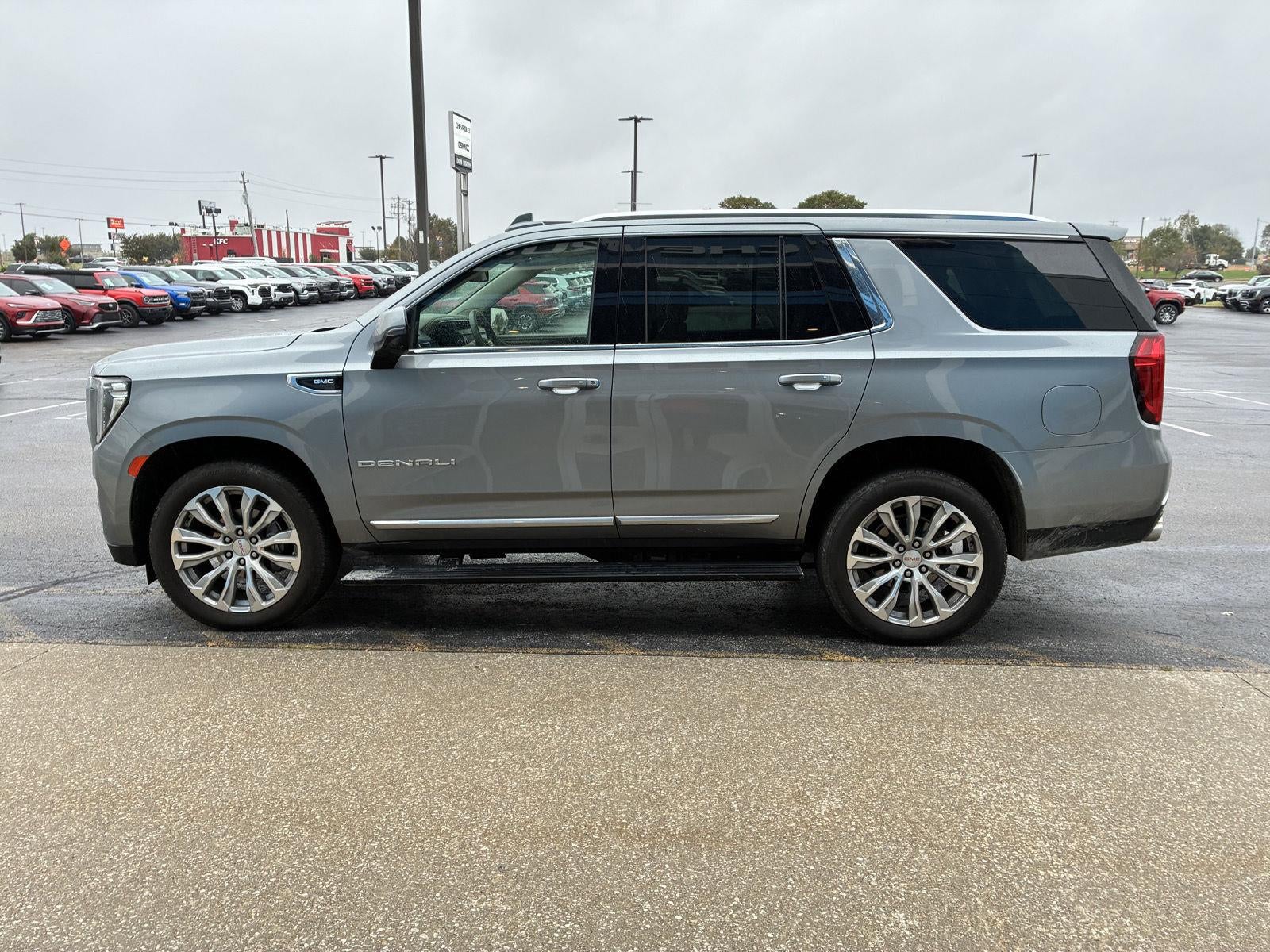 2023 GMC Yukon Denali