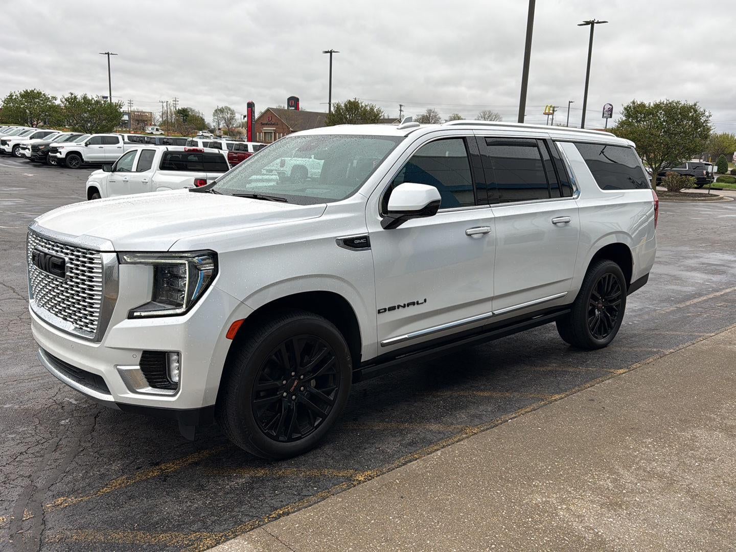 2024 GMC Yukon XL Denali